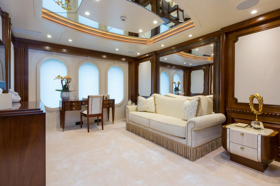 yacht cabin rental